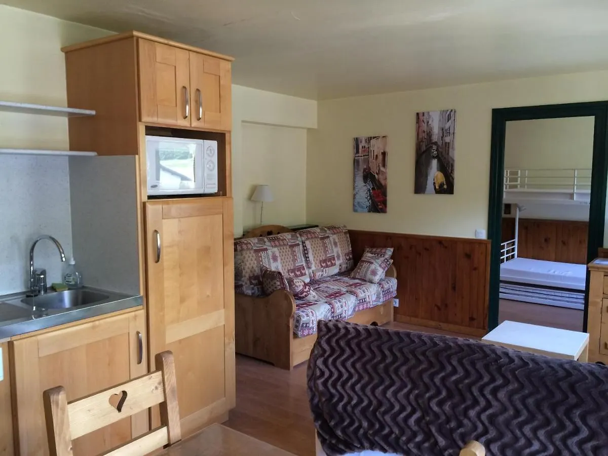 Charmant 2 Pieces Pour 5 Personnes, Expose Sud-Est, Au Centre De Valloire, A 400M Des Commerces Et Loisirs - Fr-1-263-456 Apartment